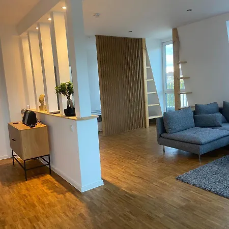 Zentrales Penthouse Mit Blick Auf Schwanenteich Apartament