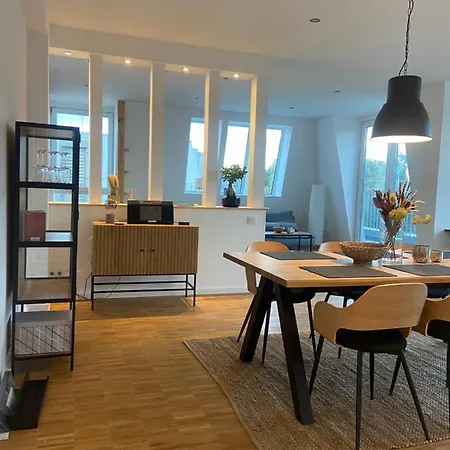 Apartament Zentrales Penthouse Mit Blick Auf Schwanenteich Minden (North Rhine-Westphalia)