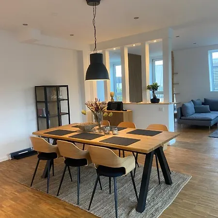 Zentrales Penthouse Mit Blick Auf Schwanenteich Minden (North Rhine-Westphalia)