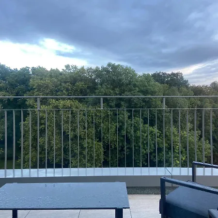 Apartament Zentrales Penthouse Mit Blick Auf Schwanenteich *
